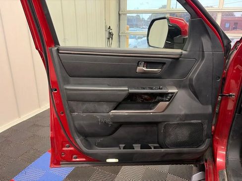 Used 2022 Toyota Tundra Limited AWD/4WD image 9