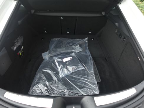 Used 2024 Mercedes-Benz AMG GT 43 image 23