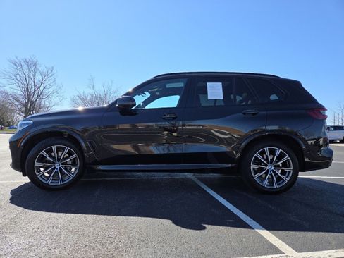 Used 2023 BMW X5 xDrive40i w/ M Sport Package image 16