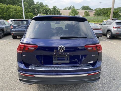 Used 2023 Volkswagen Tiguan SE AWD/4WD image 4