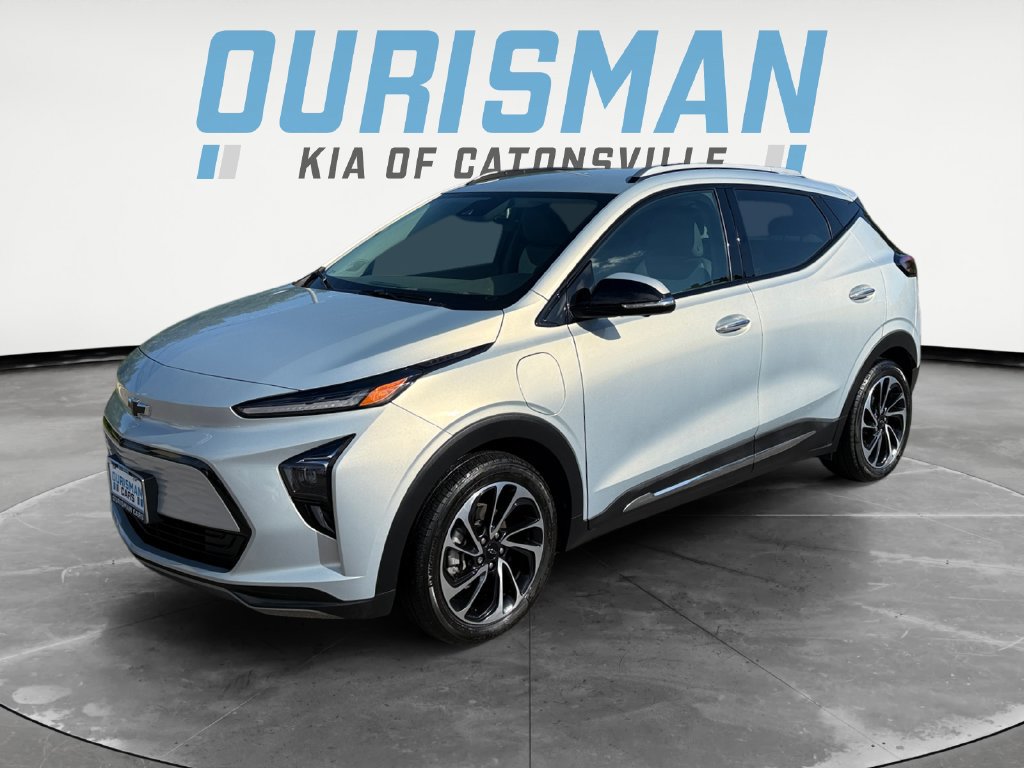 Used 2023 Chevrolet Bolt EUV Premier FWD image 2