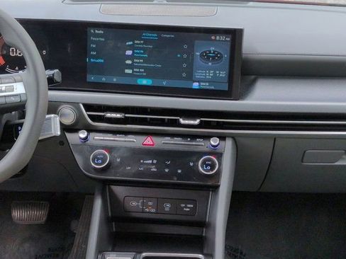 Used 2025 Hyundai Sonata SEL FWD image 16
