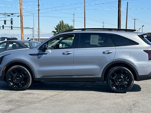 Used 2024 Kia Sorento SX AWD/4WD image 8