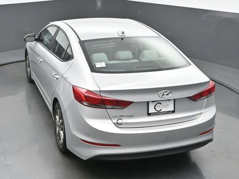 Used 2018 Hyundai Elantra SEL image 41