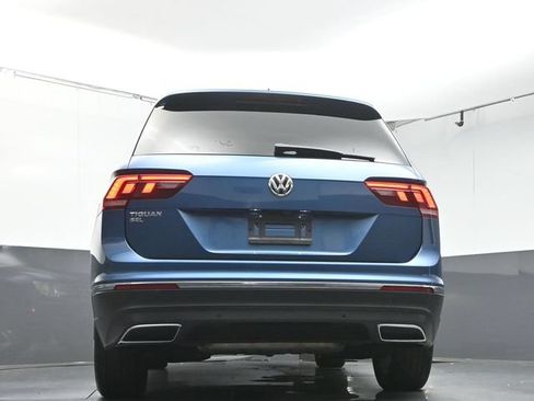 Used 2020 Volkswagen Tiguan SEL FWD image 39