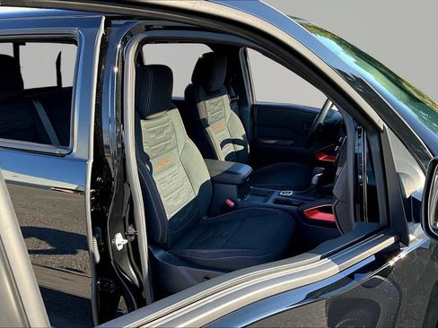 Used 2026 Nissan Frontier PRO-4X AWD/4WD image 29