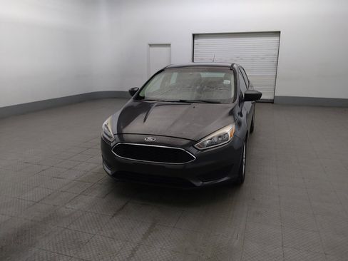 Used 2018 Ford Focus SE FWD image 15
