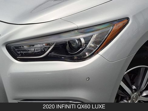 Used 2020 INFINITI QX60 Luxe w/ Essential Package FWD image 10