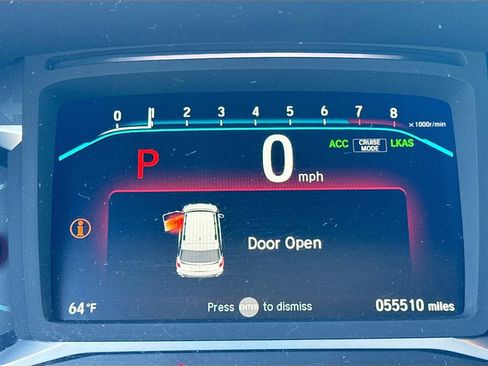 Used 2021 Honda Pilot Touring image 12