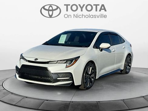 Used 2022 Toyota Corolla SE image 1