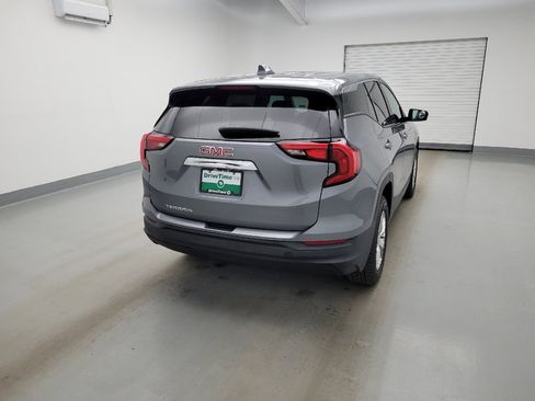 Used 2020 GMC Terrain SLE image 7
