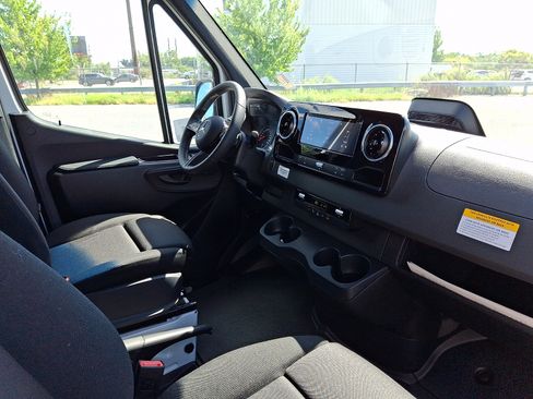Used 2026 Mercedes-Benz Sprinter 2500 image 12