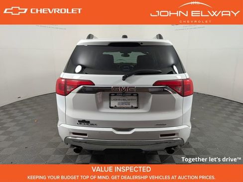 Used 2019 GMC Acadia Denali image 4