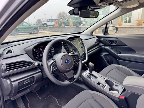 Used 2025 Subaru Crosstrek 2.0i Premium image 9