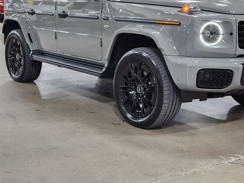 Used 2025 Mercedes-Benz G 580 w/ EQ Technology image 16
