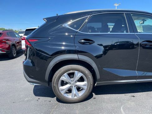 Used 2017 Lexus NX 200t FWD image 30