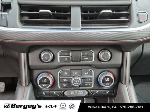 Used 2022 Chevrolet Tahoe RST w/ Luxury Package AWD/4WD image 20