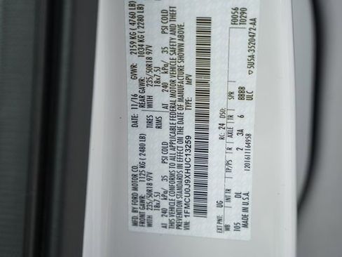 Used 2017 Ford Escape Titanium FWD image 40