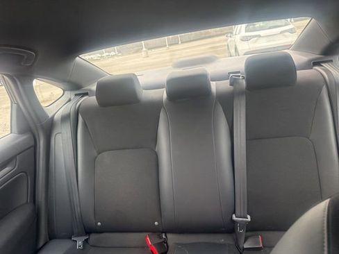 Used 2023 Honda Civic Sport image 6