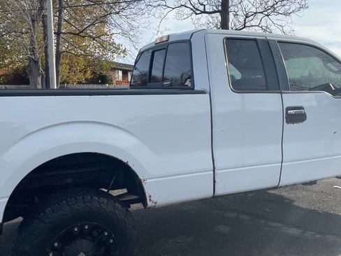 Used 2012 Ford F150 XLT w/ XLT Chrome Pkg image 6