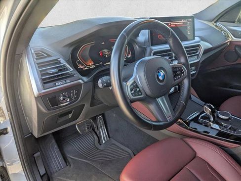 Used 2024 BMW X4 xDrive30i w/ M Sport Package image 10