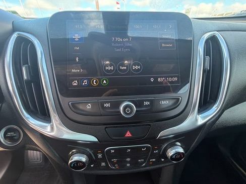Used 2020 Chevrolet Equinox LT FWD image 30