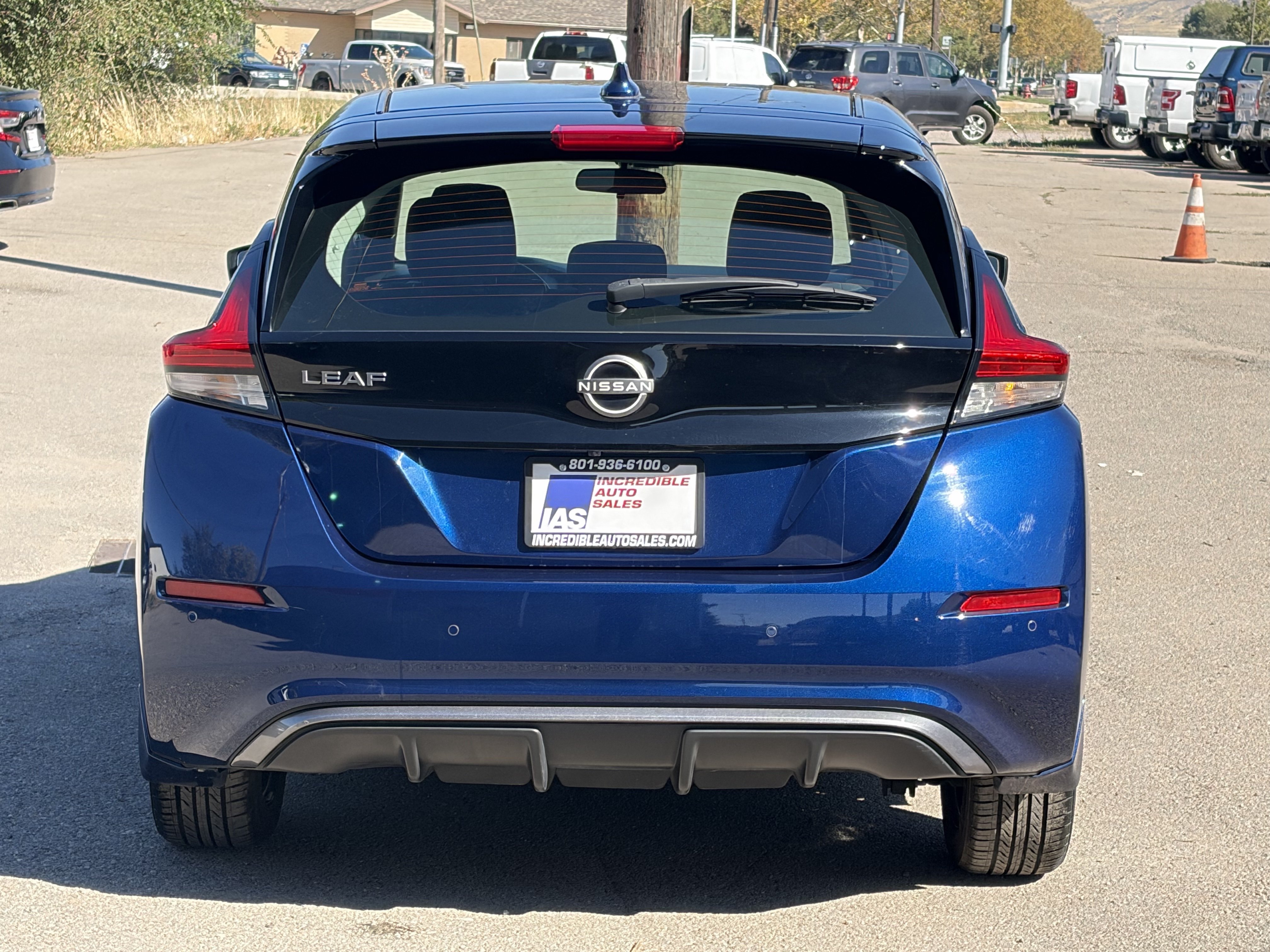 Used 2025 Nissan Leaf S FWD image 5