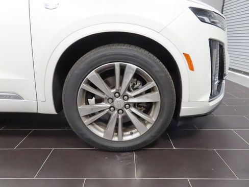 Certified 2023 Cadillac XT6 Premium Luxury image 20