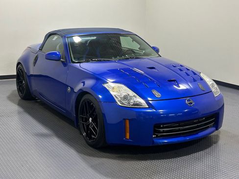 Used 2006 Nissan 350Z Touring image 8