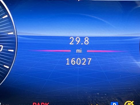 Certified 2025 Mercedes-Benz GLE 350 4MATIC image 22