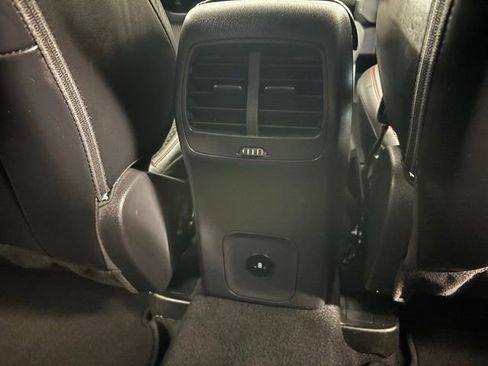 Used 2025 Ford Escape ST-Line Select AWD/4WD image 9