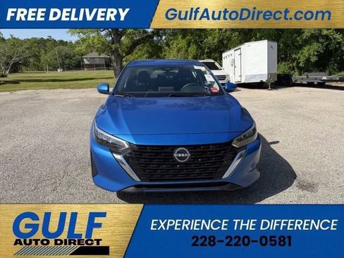 Used 2025 Nissan Sentra SV image 2