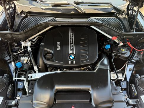 Used 2015 BMW X5 xDrive35d w/ Premium Package AWD/4WD image 15