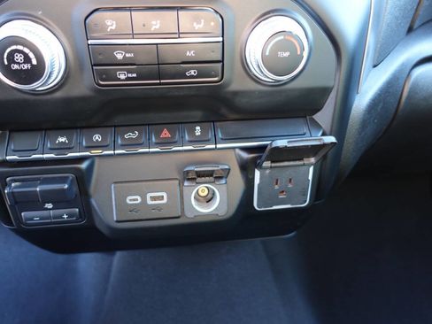 Used 2023 GMC Sierra 1500 Pro w/ Graphite Edition image 43