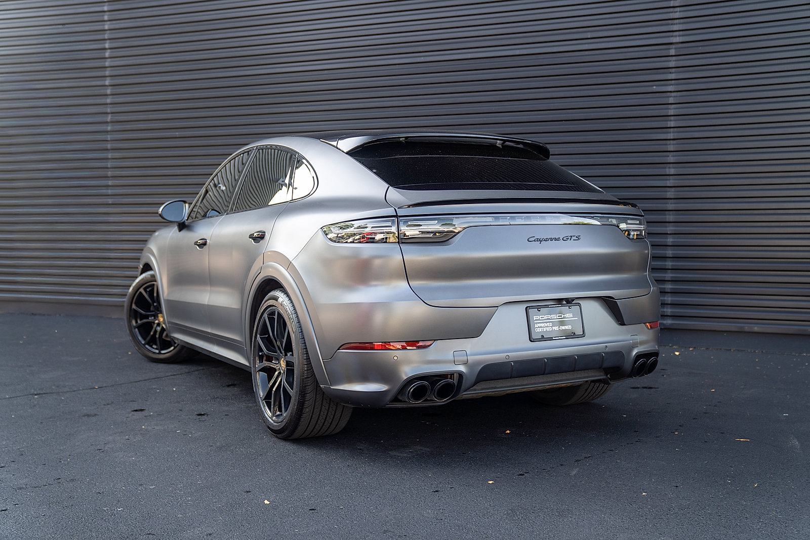 Certified 2023 Porsche Cayenne GTS AWD/4WD image 3