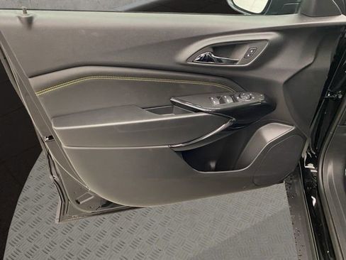 New 2026 Chevrolet Trax LT image 24