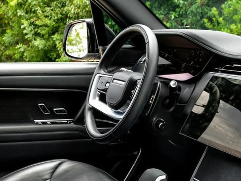 Used 2024 Land Rover Range Rover SE AWD/4WD image 23