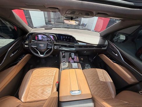 Used 2022 Cadillac Escalade Sport w/ LPO, ONYX Package RWD image 30
