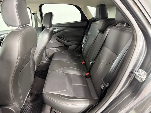 Used 2018 Ford Focus Titanium FWD image 20