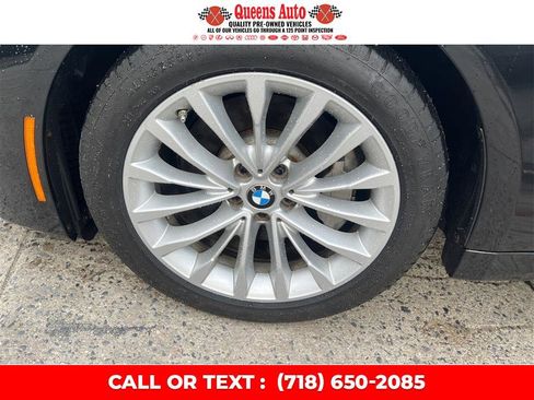 Used 2021 BMW 530i xDrive w/ Premium Package AWD/4WD image 31