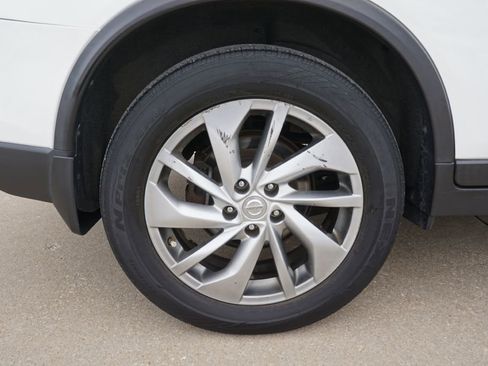 Used 2014 Nissan Rogue SL w/ SL Premium Package image 8