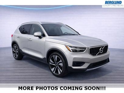 Used 2025 Volvo XC40 B5 Plus w/ Protection Package Premier