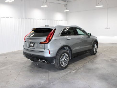 Used 2024 Cadillac XT4 Premium Luxury AWD/4WD image 9