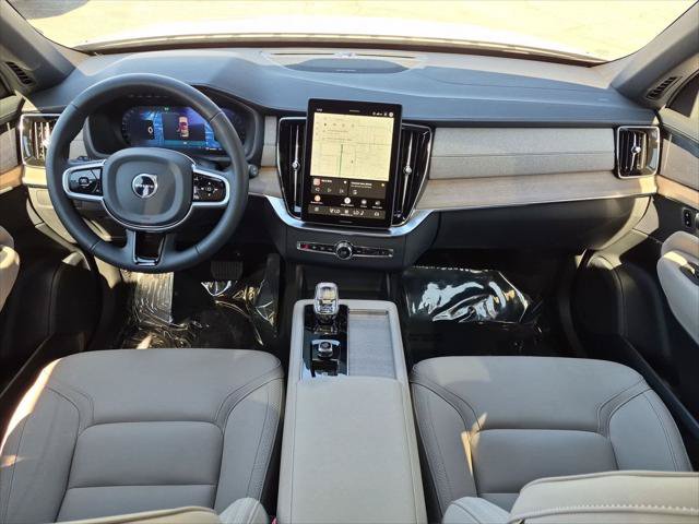 Certified 2026 Volvo XC90 B6 Plus AWD/4WD image 23