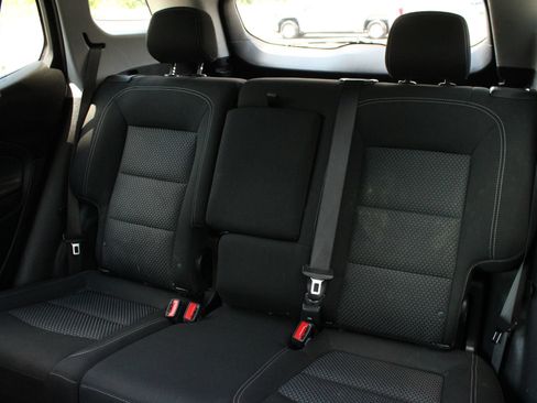 Used 2023 GMC Terrain SLE w/ LPO, Floor Liner Package AWD/4WD image 17