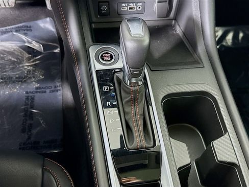 Used 2024 Nissan Sentra SR w/ SR Premium Package image 8