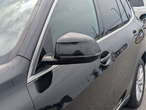 Used 2021 BMW X5 sDrive40i w/ Premium Package RWD image 14