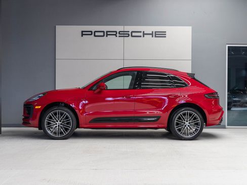 New 2026 Porsche Macan S image 2