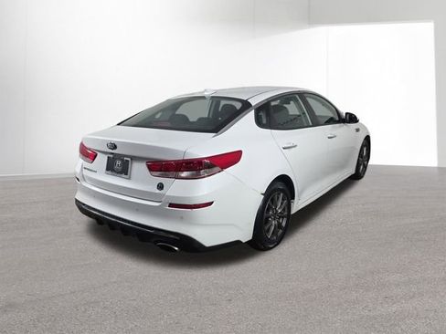 Used 2020 Kia Optima LX FWD image 12