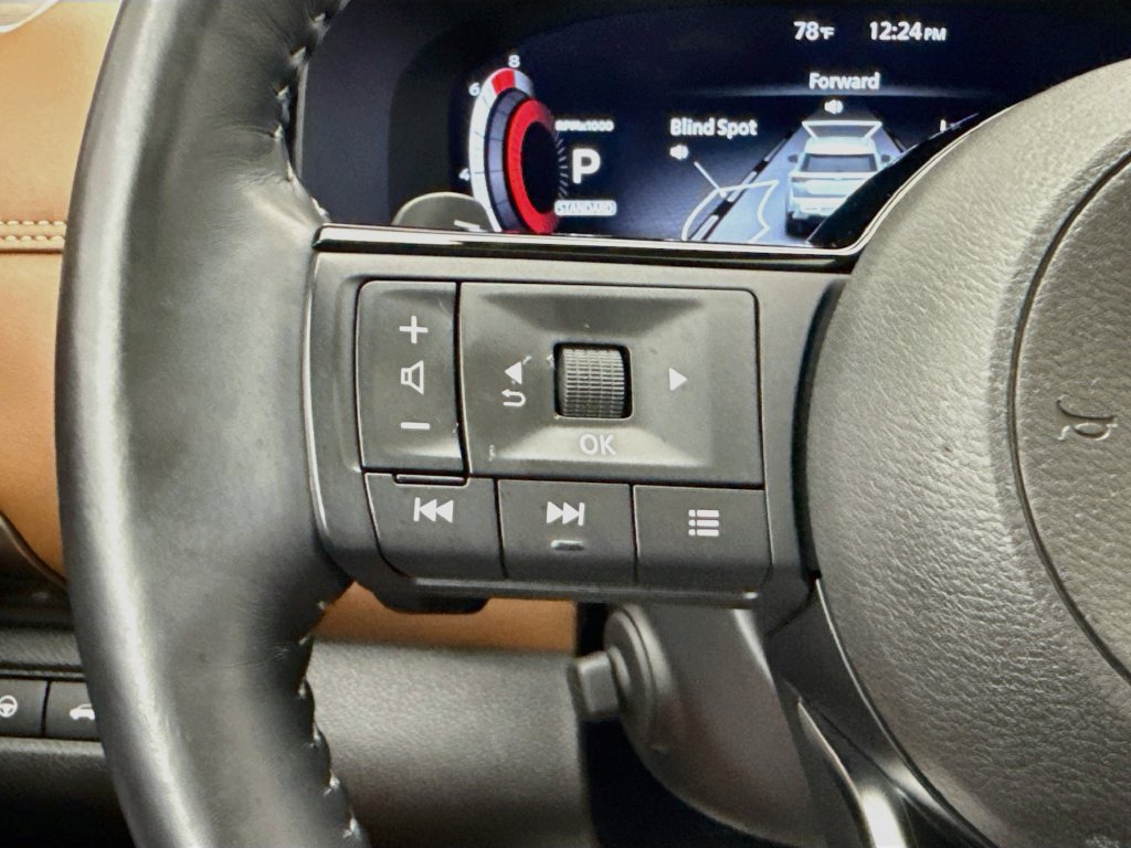 Used 2024 Nissan Pathfinder Platinum w/ Cargo Package FWD image 11